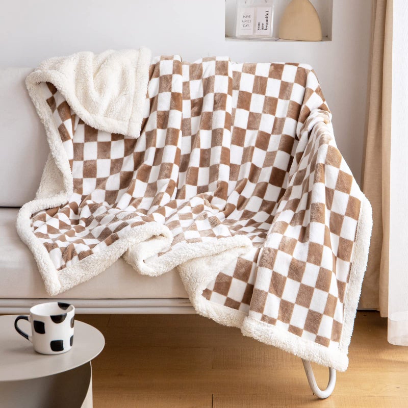 LOMAO Sherpa Throw Blanket Fleece Blanket with Checkered Pattern Soft Thick Blanket for Couch Bed Sofa Luxurious Warm and Cozy for All Seasons Khaki 51x63