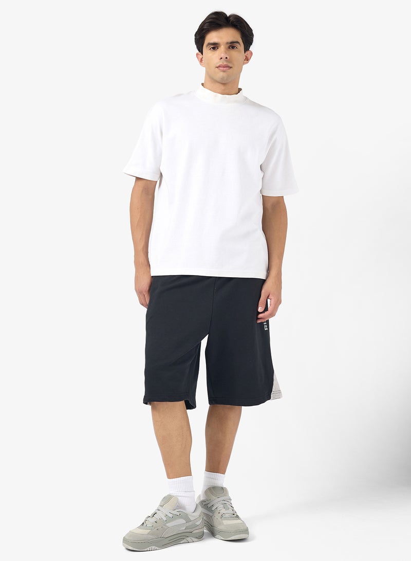 سفنتي فايف شورت فضفاض أساسي - Image 2