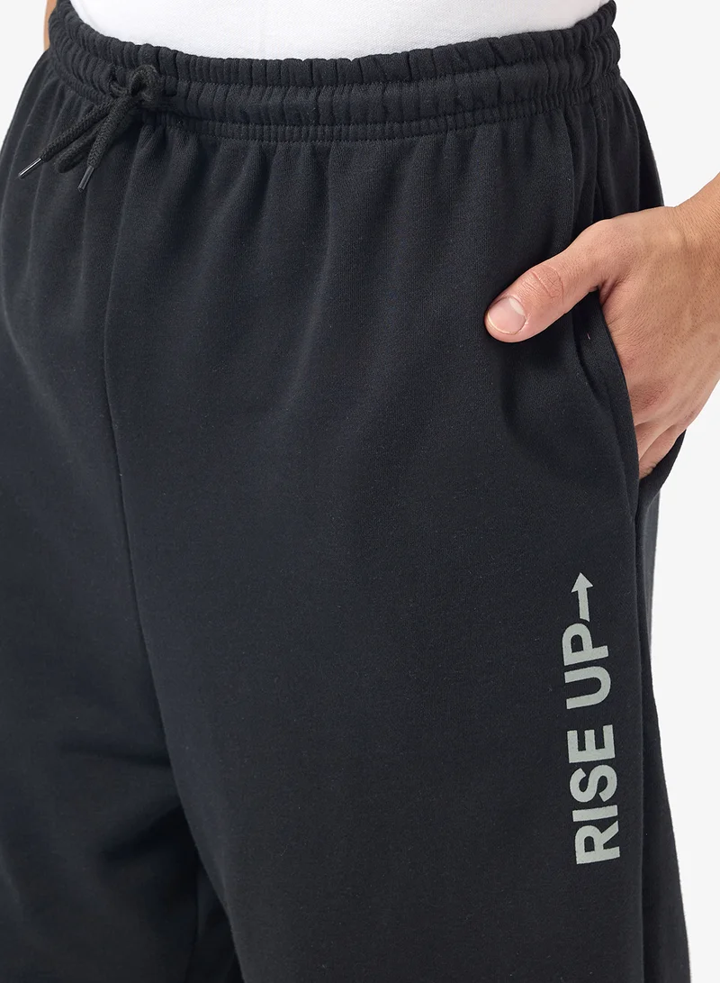 سفنتي فايف Essential Baggy Shorts