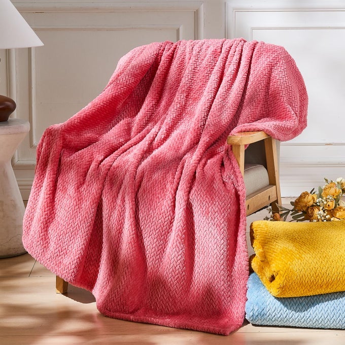 SUPER SOFT THROW BLANKET CORAL PINK PREMIUM SILKY FLANNEL FLEECE LEAVES PATTERN LIGHTWEIGHT BED BLANKET ALL SEASON USE CORAL PINK THROW50X60