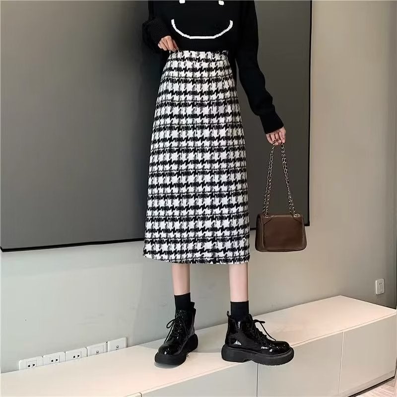 Plus size chubby girl houndstooth woolen skirt womens autumn and winter 2023 high waist Plaid hip skirt cover long skirt Black