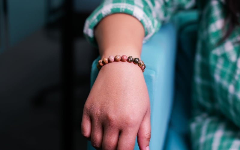 GEMSMANTRA Natural Rhodonite Stretchable Crystal Bracelet | Lab Certified 8mm Round Cut Beads | Unisex Healing Bracelet for Men & Women | Promotes Love, Emotional Healing & Inner Peace - Image 4