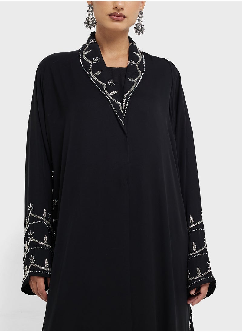 hayas closet V-Neck Embroidered  Flared Sleeve Abaya  - Image 3