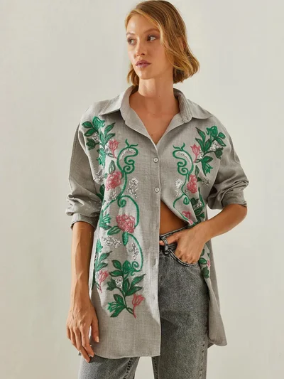 Bianco Lucci LUCCI Oversized Button-Up Shirt with Embroidery