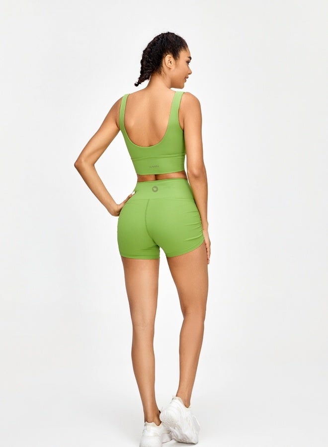 كون.يوغا شورت رياضي نسائي عالي الخصر مع تفاصيل جانبية مجعدة لليوغا - Image 2