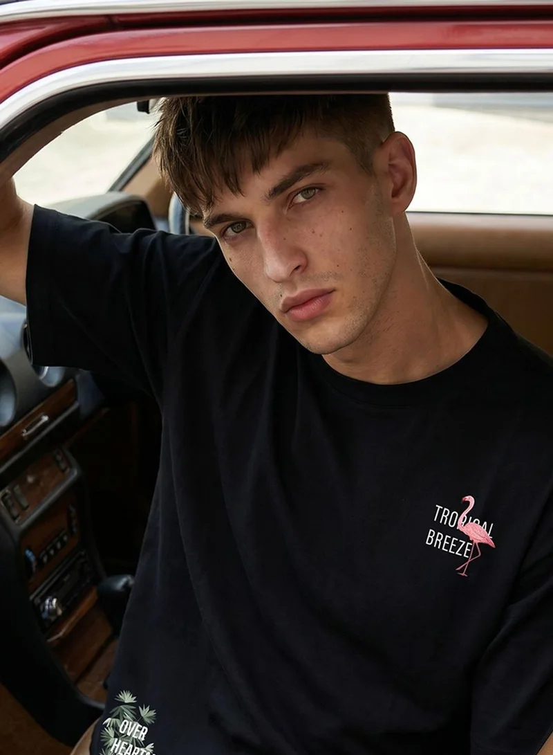 دينيس لينغو Men White 100% Cotton Printed Regular Fit T-Shirt