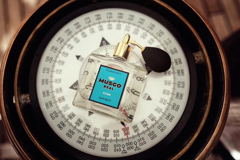 Claus Porto - Musgo Real Eau de Toilette Alto Mar | Invigorating, Refreshing, Elegant | Woody, Watery, Aromatic, Minty (100 mL | 3.4 fl oz) - Image 2