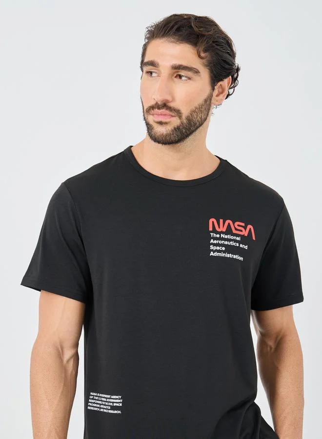 Styli Styli NASA Slogan Print Short Sleeve T-Shirt and Shorts Set