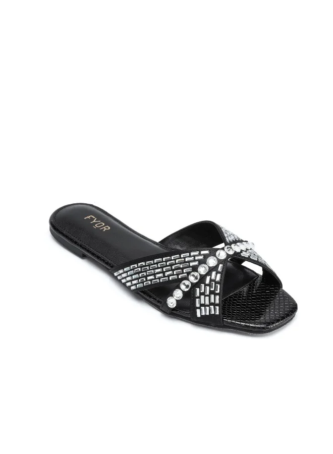 فايور صندل مرآة مزين بالكريستال بنقوش مقطوعة