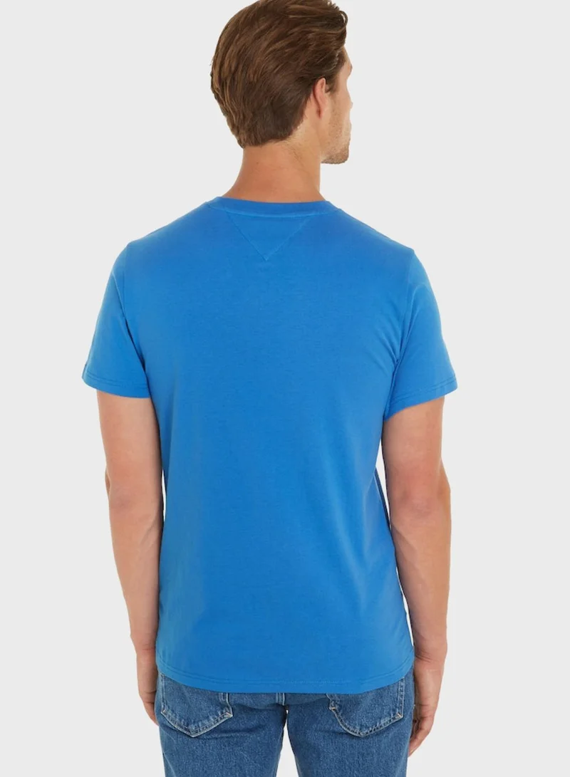 TOMMY JEANS Logo Crew Neck T-Shirt