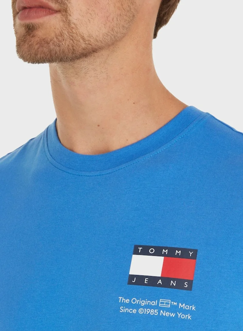 TOMMY JEANS Logo Crew Neck T-Shirt