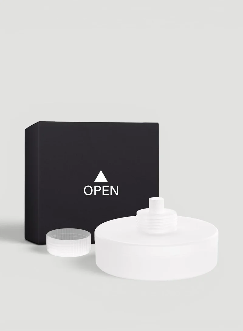 هوتيل كوليكشن Chauffeur Smart Car Diffuser Oil - Cabana - Premium Car Air Freshener Cartridge - Marine, Bergamot, and Jasmine - Essential Oils - Cars, Trucks, SUVs, RVs & More