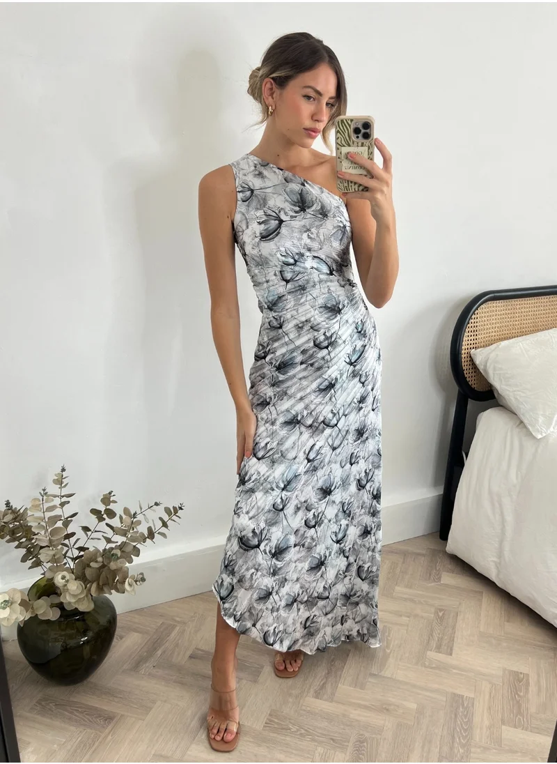 ستايل تشيت Marley Asymmetric Pleated Maxi Dress