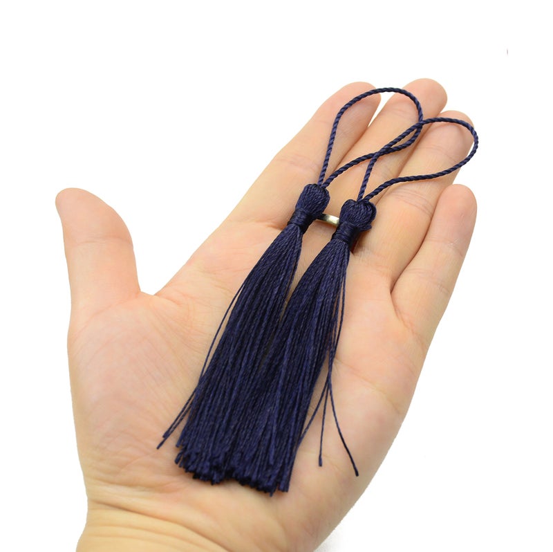 Makhry 100pcs 13cm/5 Inch Silky Floss Bookmark Tassels with 2-Inch Cord Loop and Small Chinese Knot for Jewelry Making, Souvenir, Bookmarks, DIY Craft Accessory (Dark Blue) - Image 3