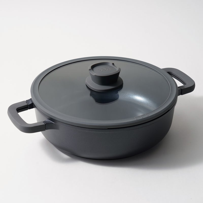 بيرجوف بيرجهوف مقلاة سوتيه الومنيوم بغطاء ومقبضين 28سم، أسود - Image 1