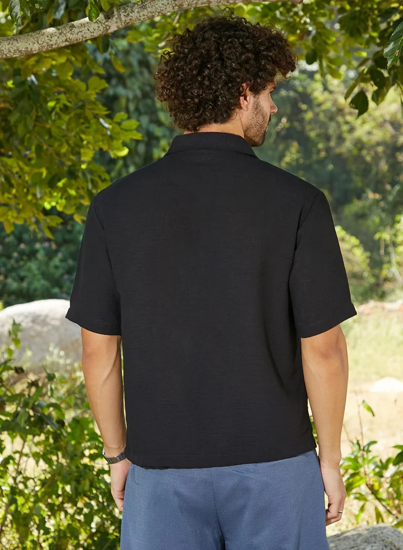 كامبوس سوترا Men's Onyx Black Breezy Oversized Shirt
