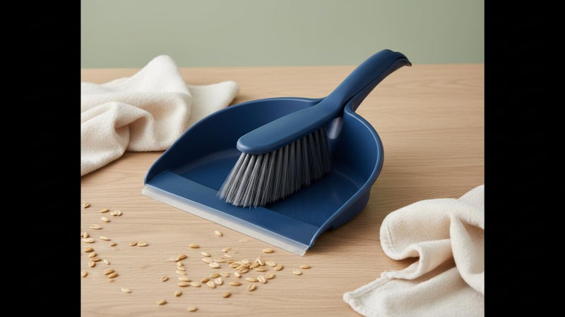 York Dustpan w. rubber lip+brush Compact Navy - Image 4