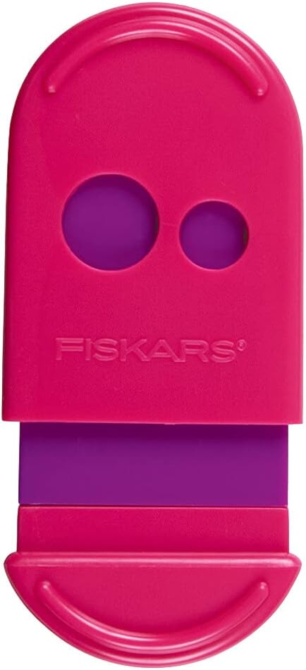 Fiskars Squeeze Sharpener for Kids 5  Crayon and Pencil Sharpener  Back to School Supplies  Color May Vary - Image 4