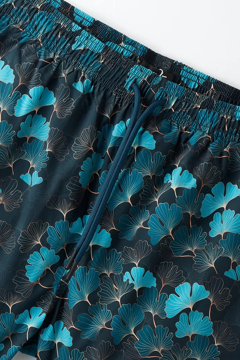 جون Men's Regular Fit Patterned Denim Shorts