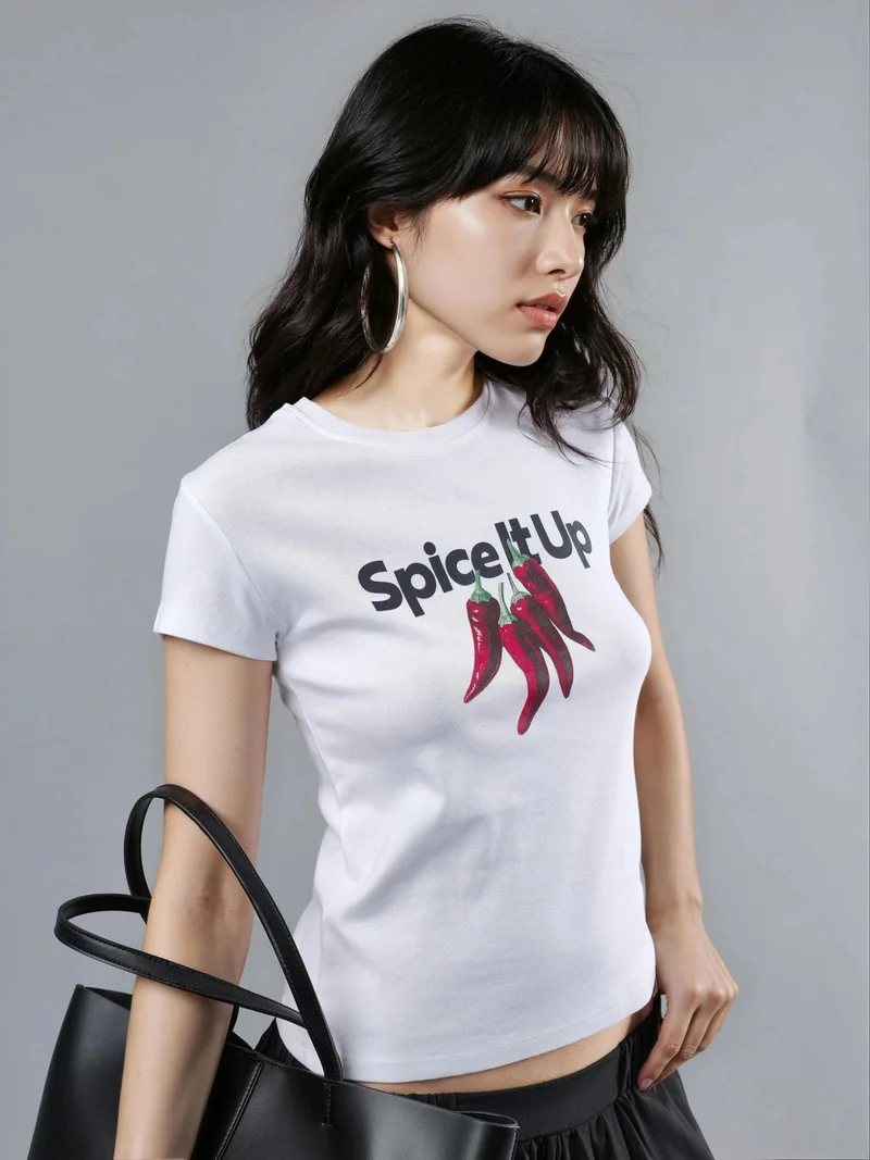 بوسيم بلوزة قطنية بأكمام قصيرة ورقبة مستديرة بطبعة