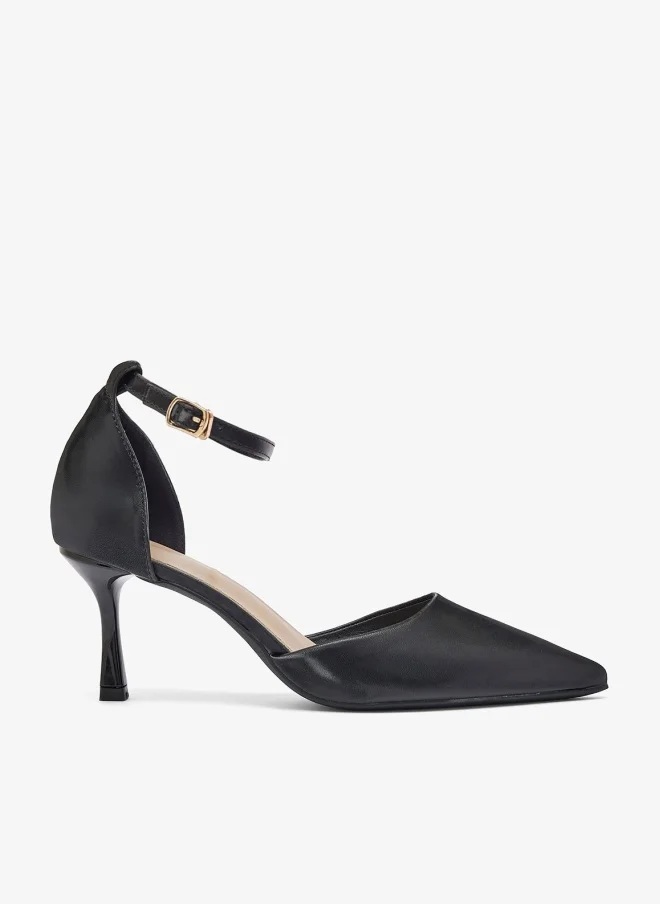 ايلا حذاء بكعب متوسط بتفاصيل حزام