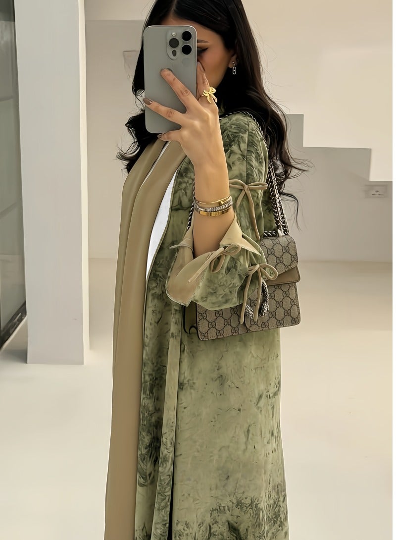 عباية أنيقة بشيفون مطبوع مفتوحة بأكمام طويلة مع حجاب متناسق – موضة عصرية للمرأة في الشرق الأوسط - Image 3