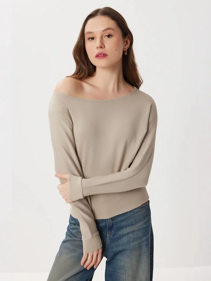 إسطنبول الساحرة ISTANBUL Asymmetrical Collar Relaxed Fit Blouse