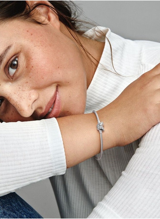 PANDORA - Pandora Moments butterfly clasp snake bone chain bracelet - Image 1