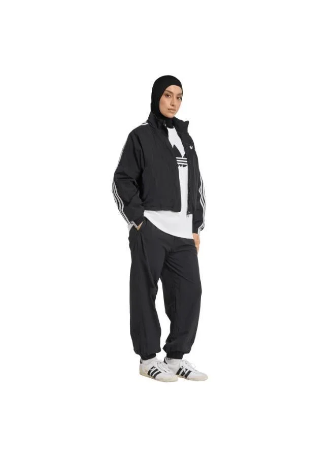 adidas Originals  ADICOLOR SPACER OVERSIZED TREFOIL T-Shirt for Women | Best Price UAE