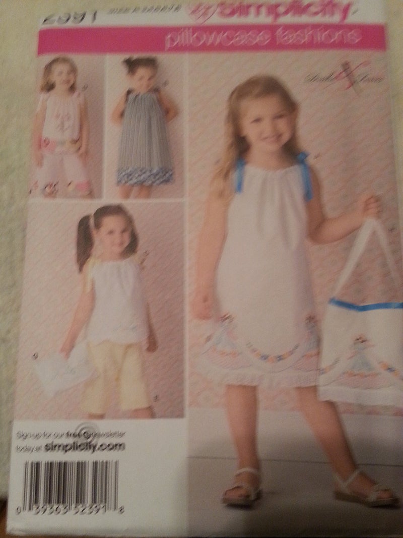 Simplicity Vintage Simplicity Pillowcase Fashion Bag and Clothing Sewing Patterns for Girls, Sizes 3-8 - Image 4
