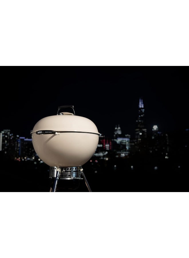 Weber شواية فحم ماستر تاتش مقاس 22 بوصة باللون العاجي  - Image 4