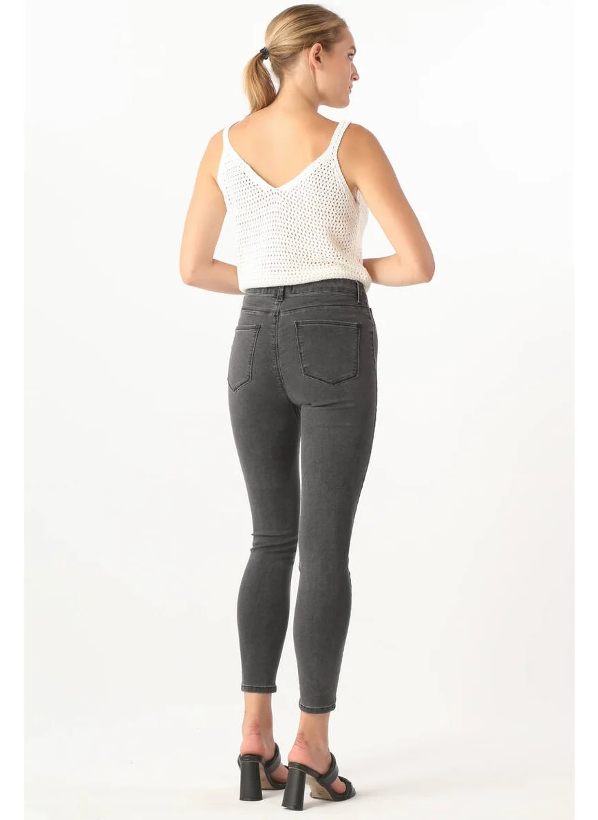 Banny Jeans Women's Gray Skinny Jeans