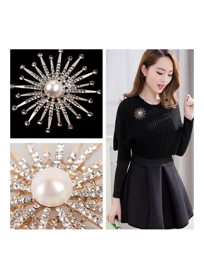 جاي.جاي هاند ميد بروش مرصع بحجر الراين على شكل زهرة دوار الشمس - Image 3