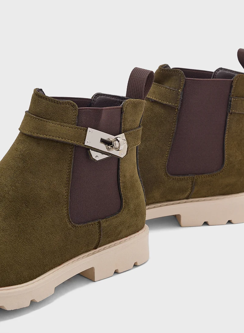 Robert Wood Strap Detail Casual Suede Chelsea Boots