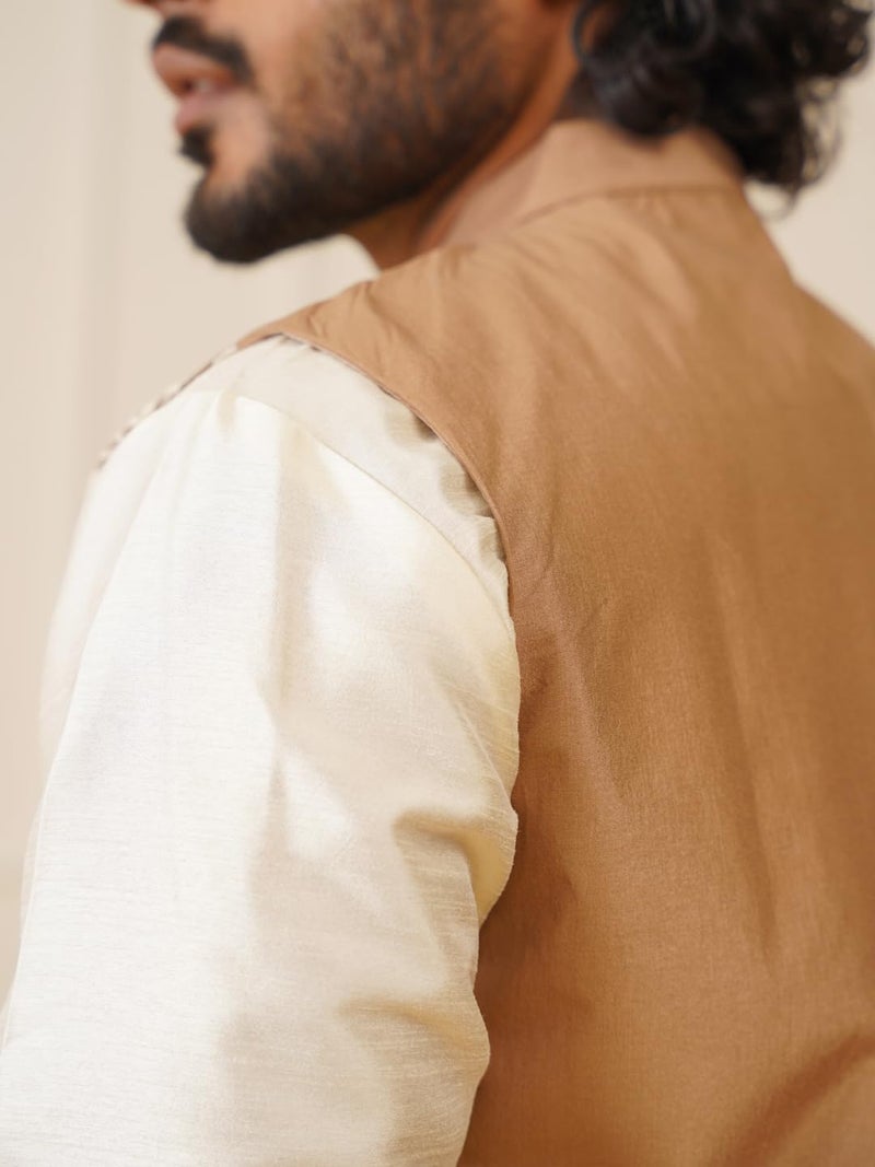 Jompers Men's Embroidered Silk Blend Nehru Jacket with Mandarin Neck - Image 4