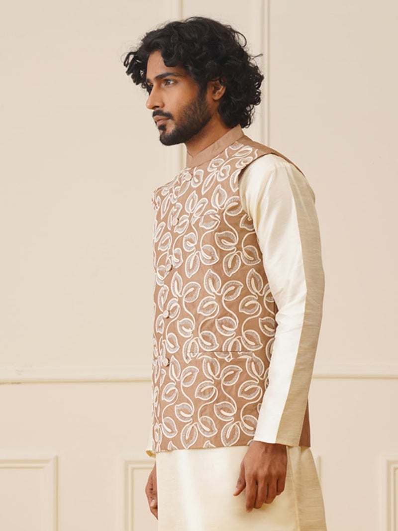 Jompers Men's Embroidered Silk Blend Nehru Jacket with Mandarin Neck - Image 3