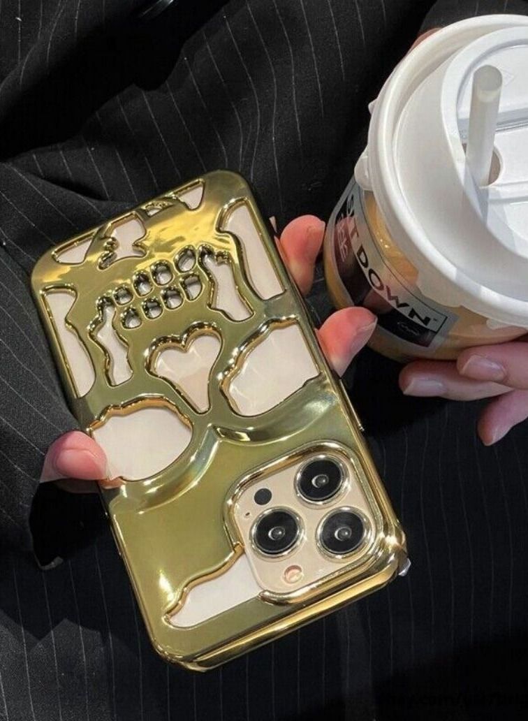 Color Fans Electroplating Skull iPhone 13 Pro Max Case 6.7 inch Gold - Image 3
