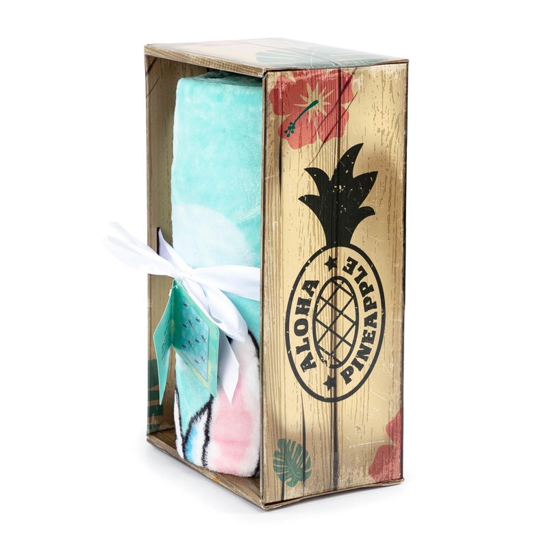 Jay Franco Disney Lilo & Stitch Throw Blanket with Gift Box - Kids Super Soft Special Edition Floral Fleece Bedding - Plush Throw Measures 46 x 60 Inches - Image 3