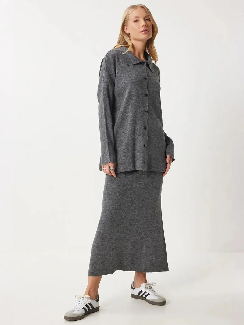 Lovely Istanbul ISTANBUL Textured Knitwear Polo Neck Cardigan and Skirt Set