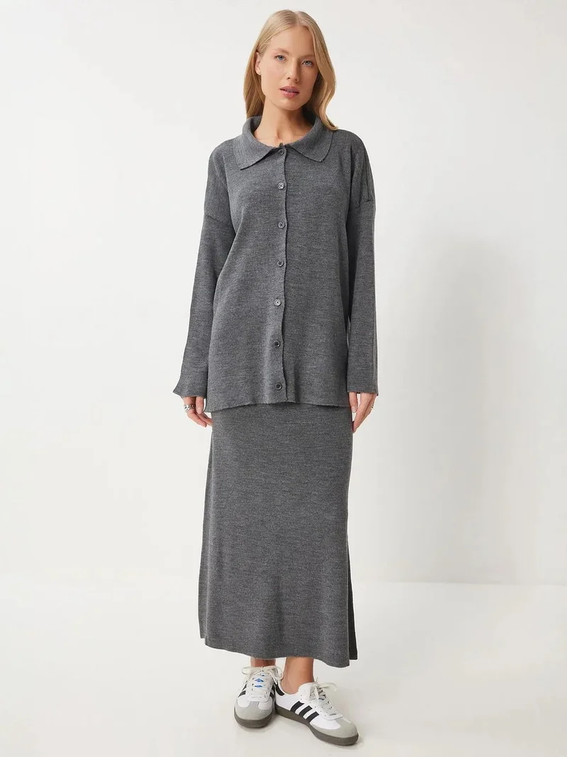 Lovely Istanbul ISTANBUL Textured Knitwear Polo Neck Cardigan and Skirt Set