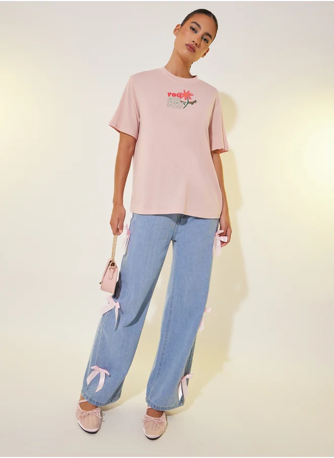 ستايلي Graphic Print Round Neck T-Shirt