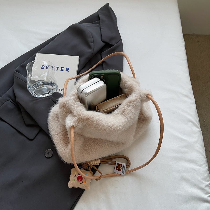 Fashion Shoulder Bag for Women, Fluffy Fur Bag - Image 4