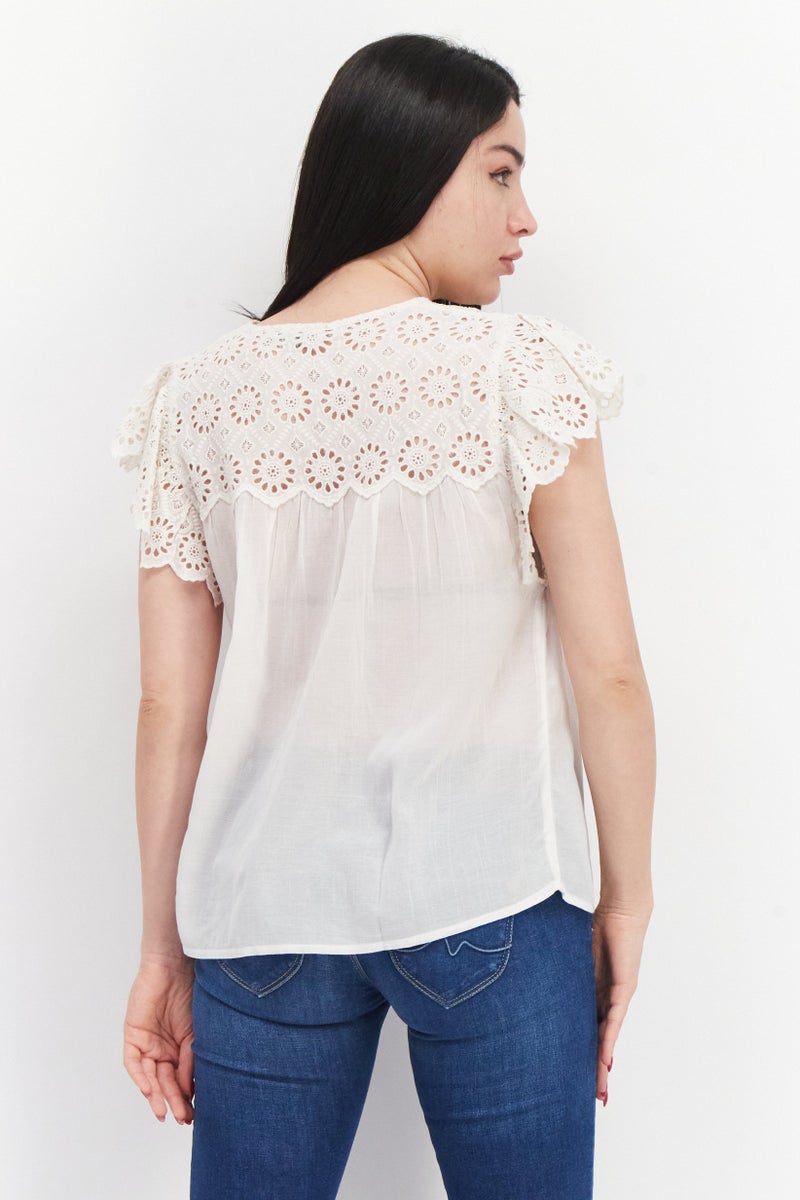 Pepe Jeans Women V-Neck Sleeveless Embroidered Blouse, Off White - Image 4