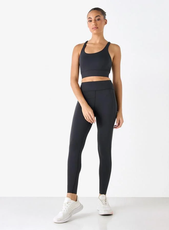 كابا بلوزة بلا أكمام مع حمالات متقاطعة في الخلف من كابا