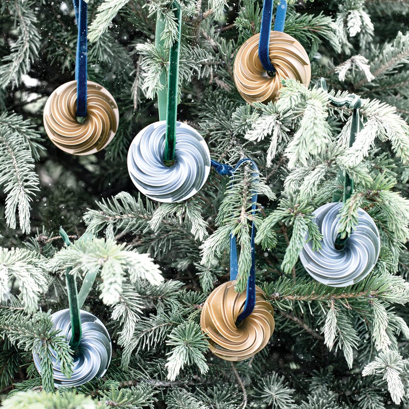 Nordic Ware Bundt Ornament Set  Silver  2-Pieces - Image 2