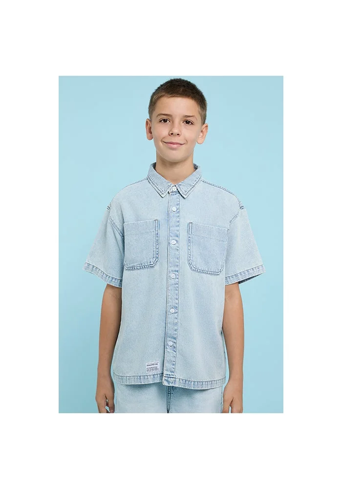 R&b Washed Shirt with Classic Collar and Short Sleeves