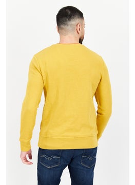 Levi's Men Crew Neck Brand Logo Long Sleeve Sweatshirt, Yellow  - Image 4