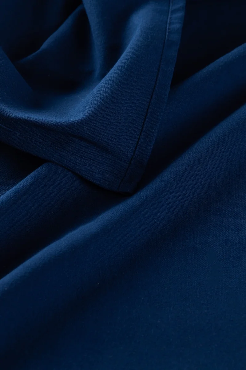 ويلستيل Premium Linen Navy Blue Tablecloth 100x100