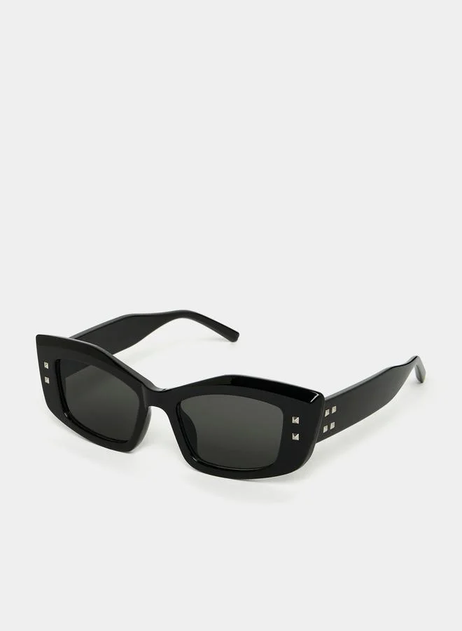 Styli Side Button Detail Sunglasses