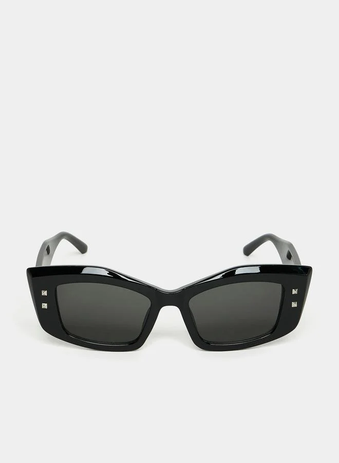 Styli Side Button Detail Sunglasses